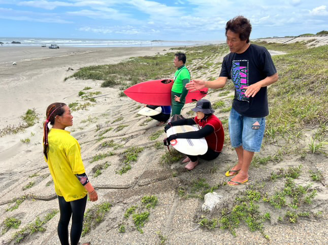 波とサーフボードの動き方とは⁉️